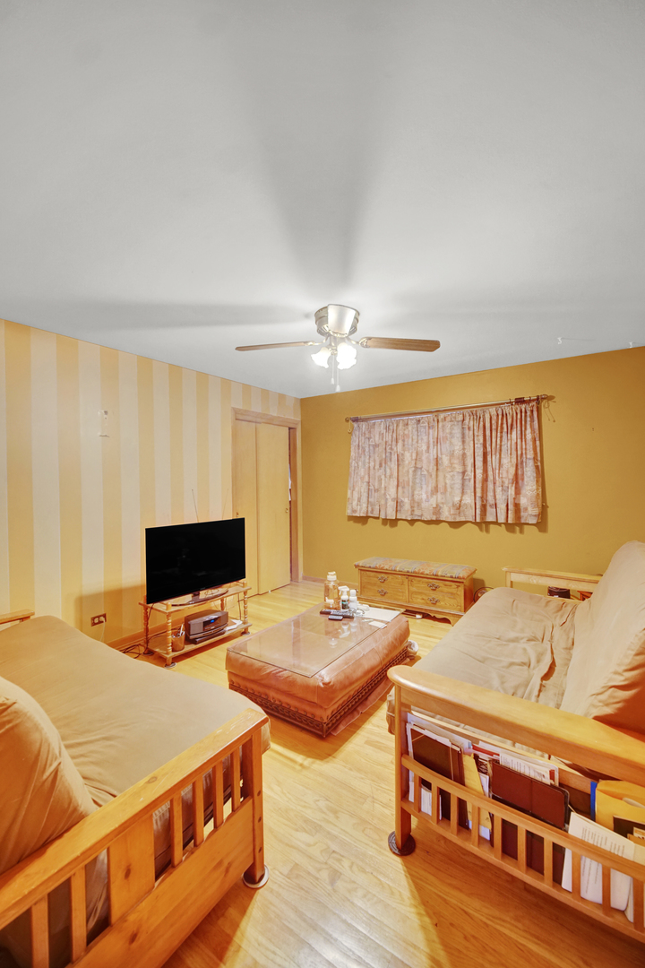 518 Crandon Avenue, Calumet City, IL 60409