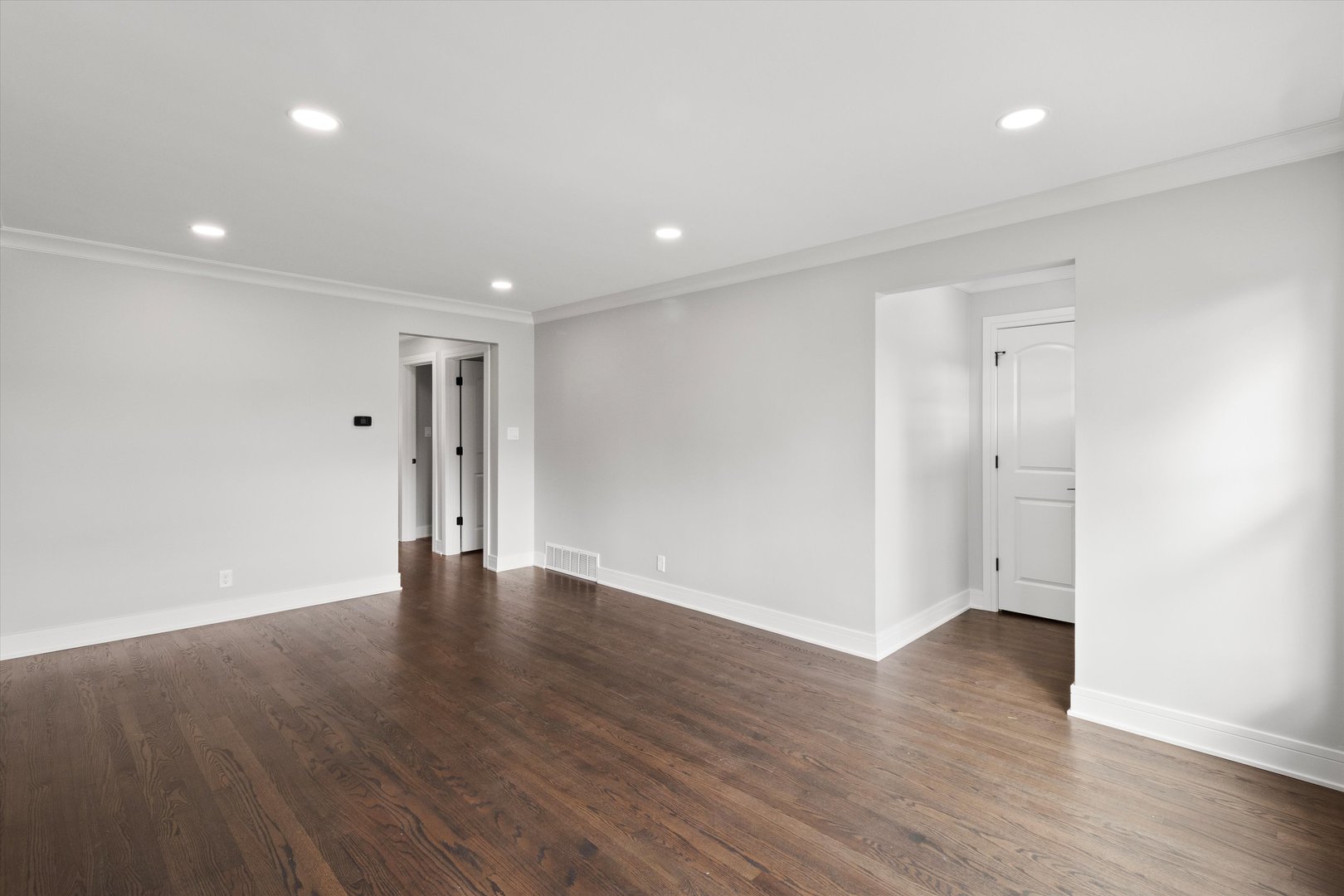 8804 S Fairfield Avenue, Evergreen Park, IL 60805