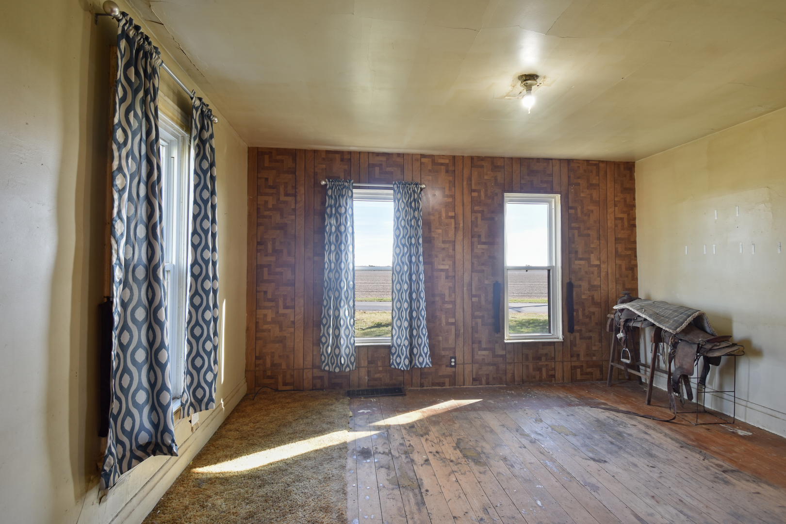 19877 N 1600 East Road, Pontiac, IL 61764