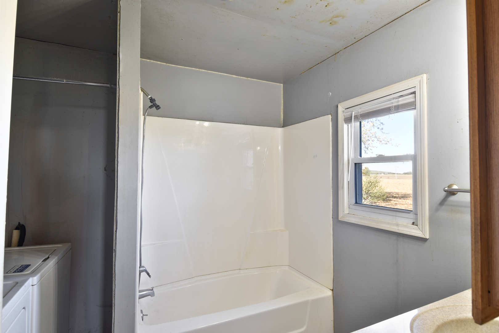 19877 N 1600 East Road, Pontiac, IL 61764