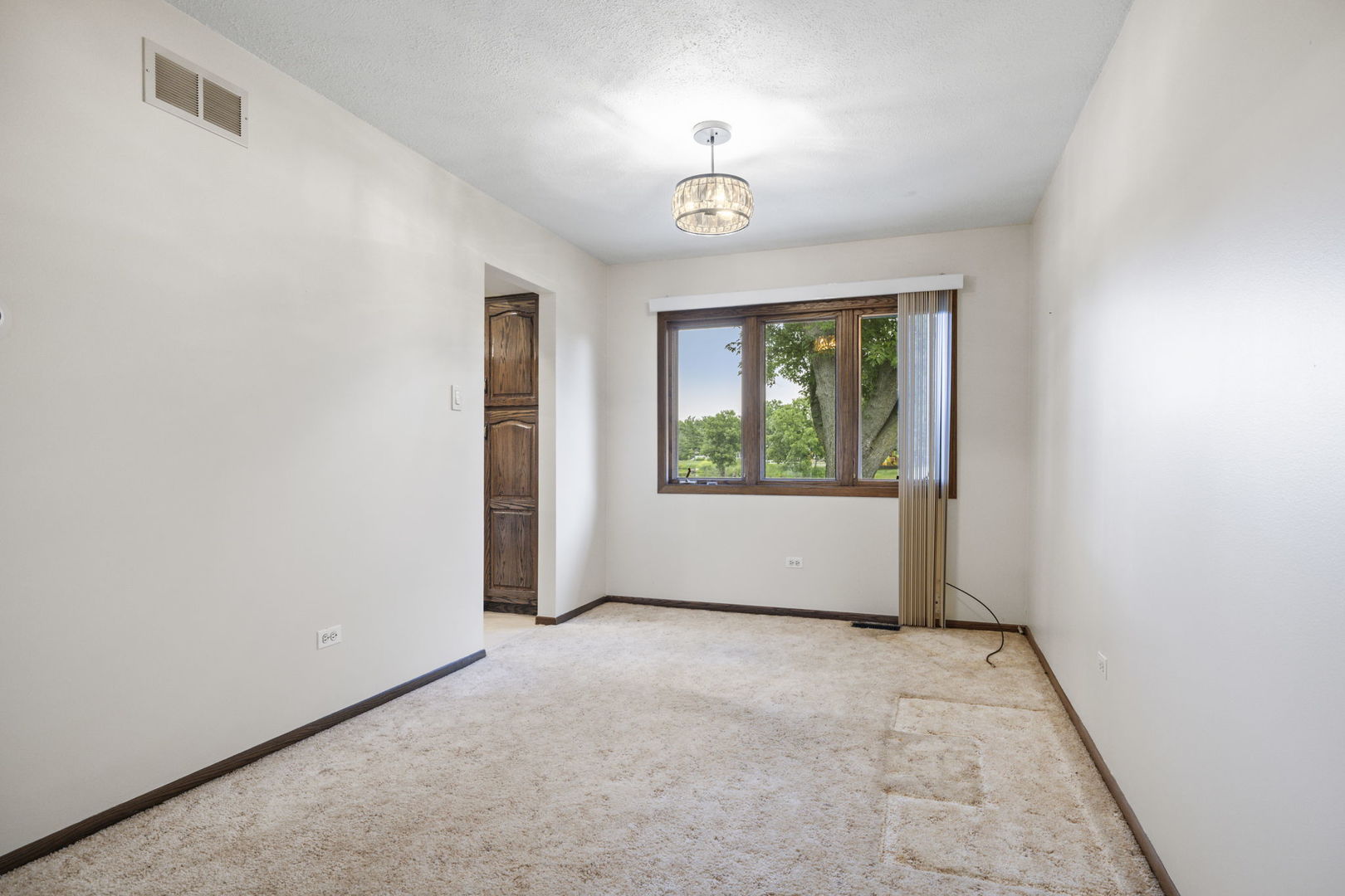 13813 S 84th Avenue, Orland Park, IL 60462