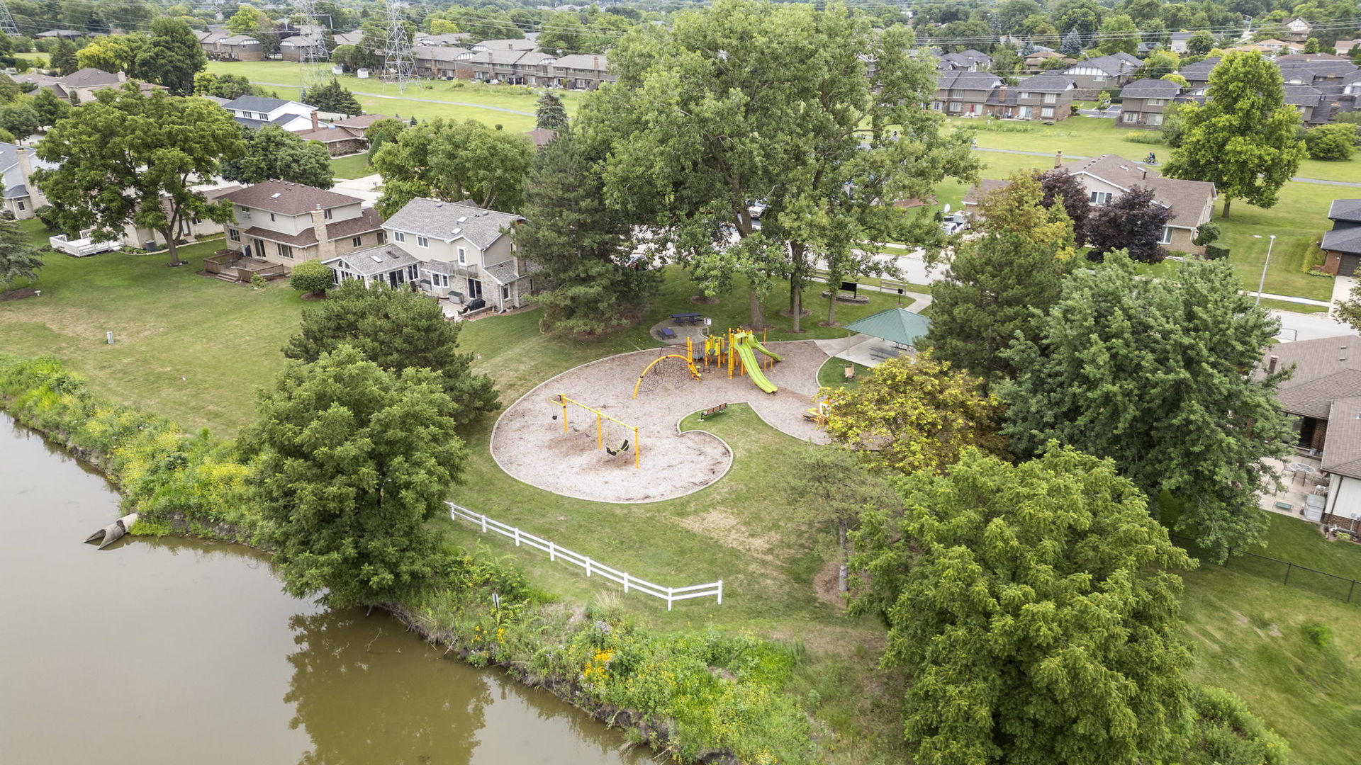 13813 S 84th Avenue, Orland Park, IL 60462