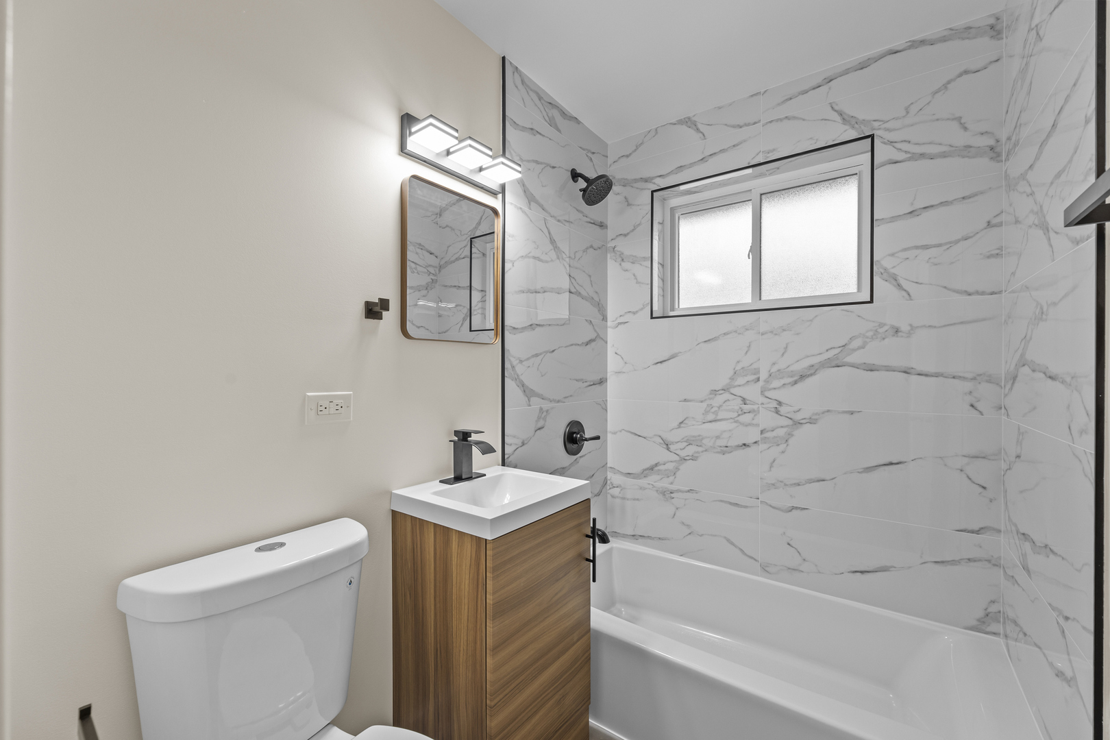 17157 Chicago Avenue, Lansing, IL 60438