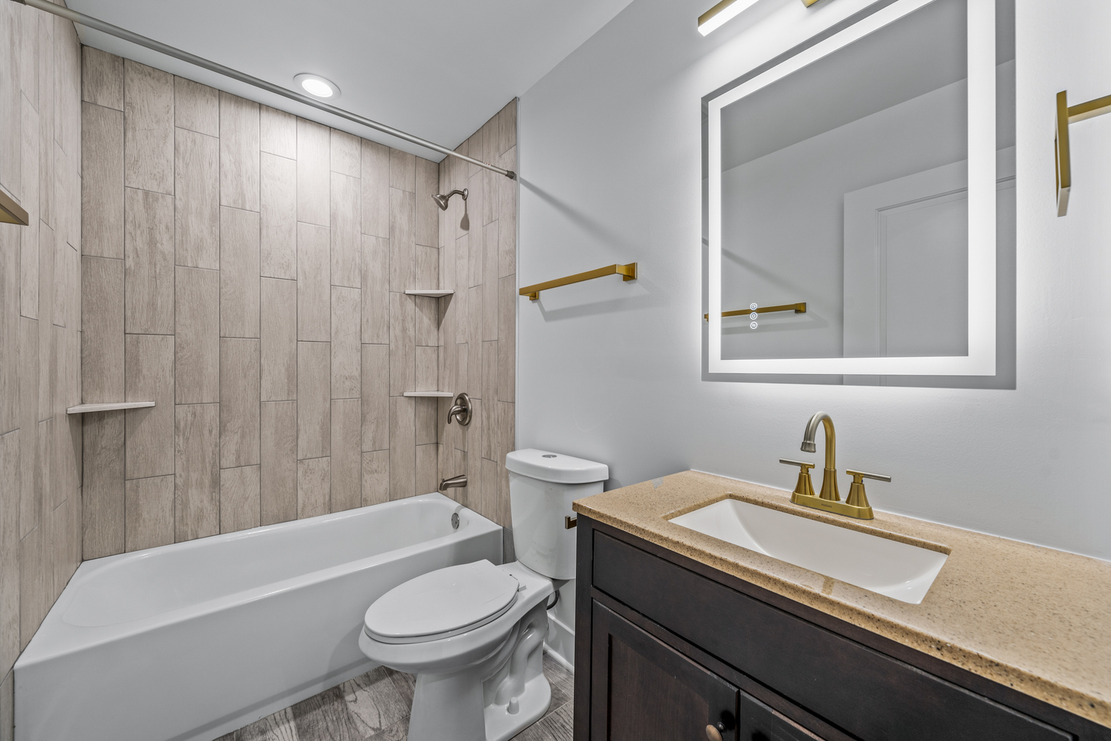 1400 8th Street #1400, Harvard, IL 60033