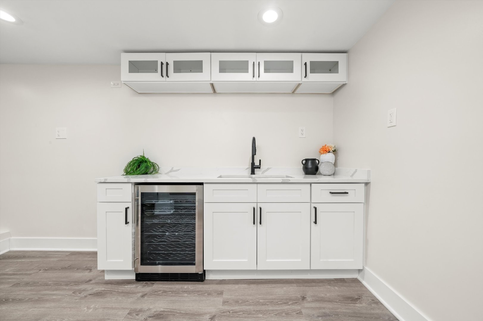 6144 N Maplewood Avenue, Chicago, IL 60659