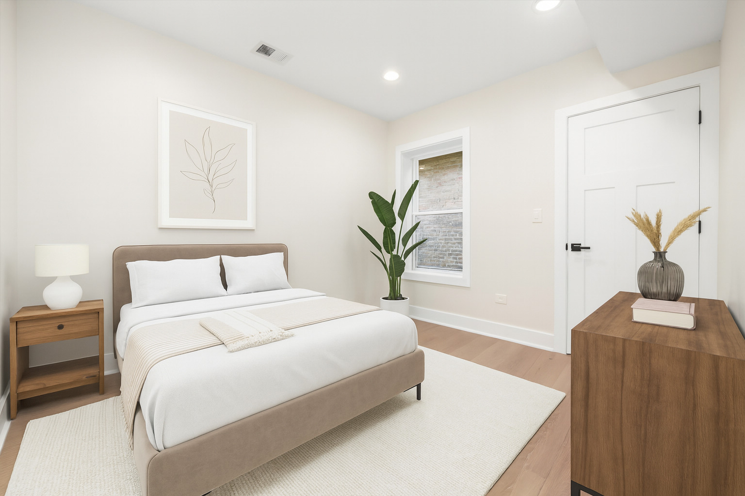 6144 N Maplewood Avenue, Chicago, IL 60659