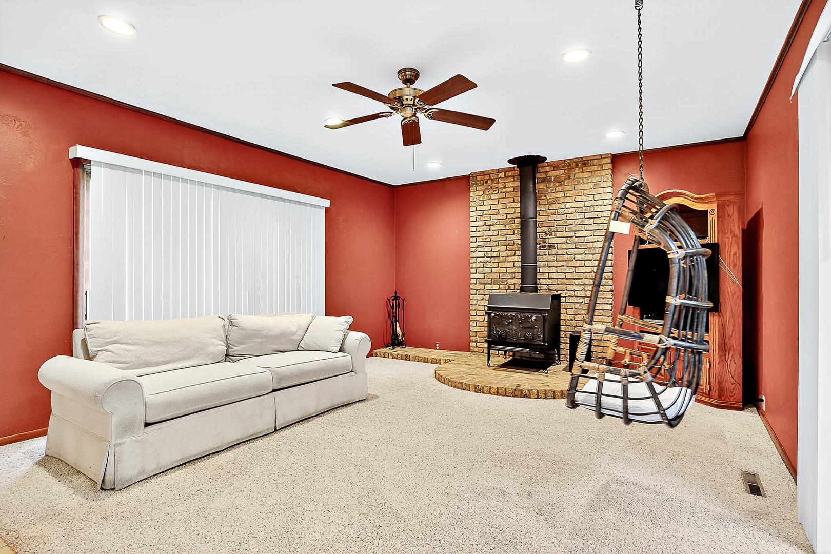 12582 W Beach Road, Beach Park, IL 60087