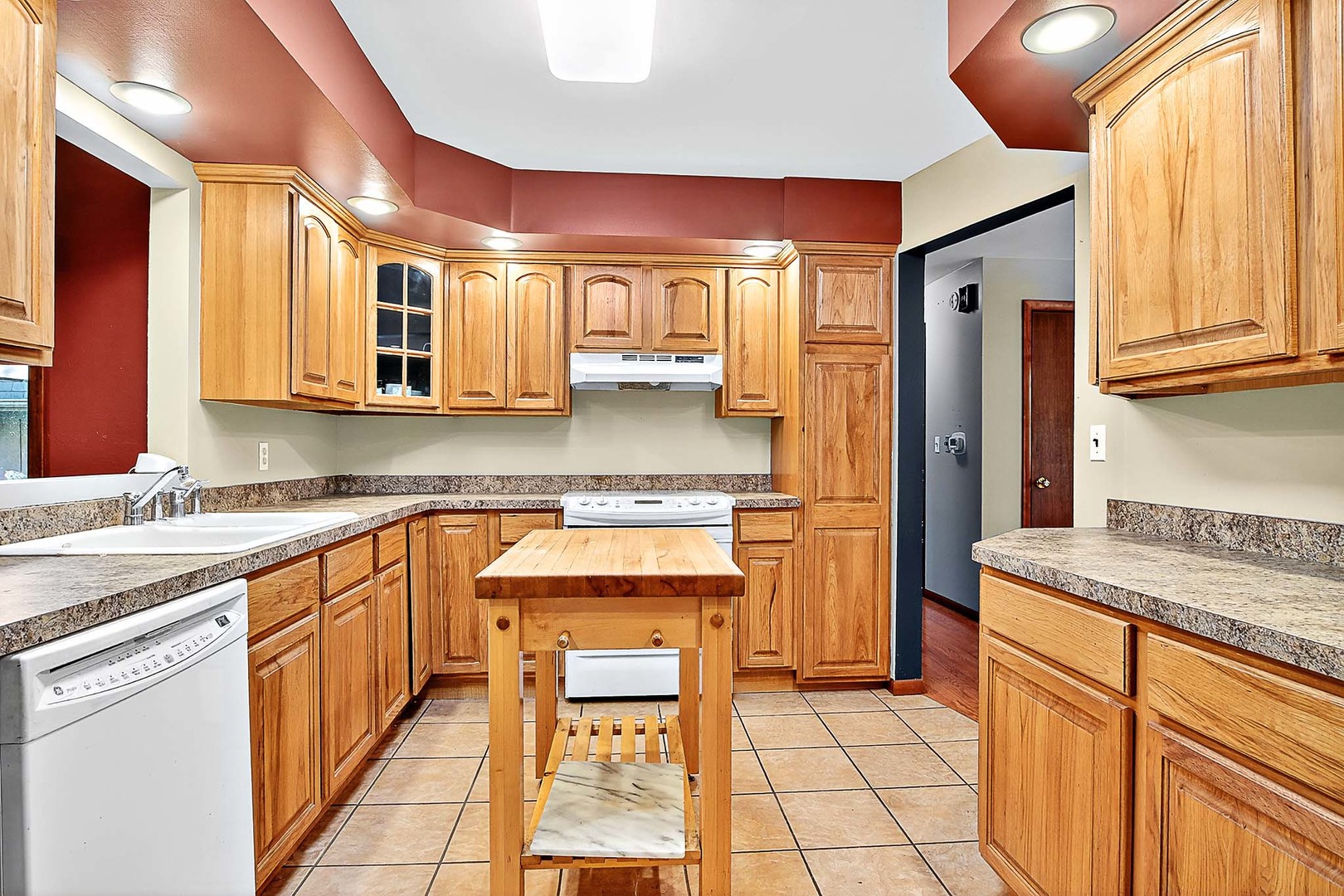 12582 W Beach Road, Beach Park, IL 60087