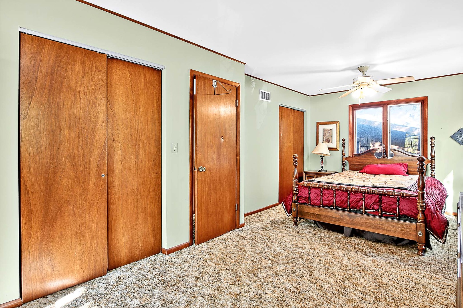 12582 W Beach Road, Beach Park, IL 60087