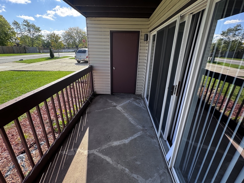 19408 Lake Shore Drive #1S, Lynwood, IL 60411