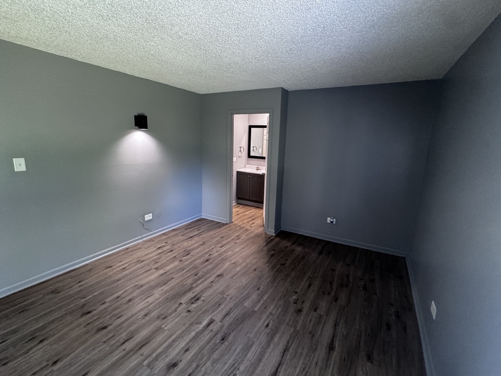 19408 Lake Shore Drive #1S, Lynwood, IL 60411