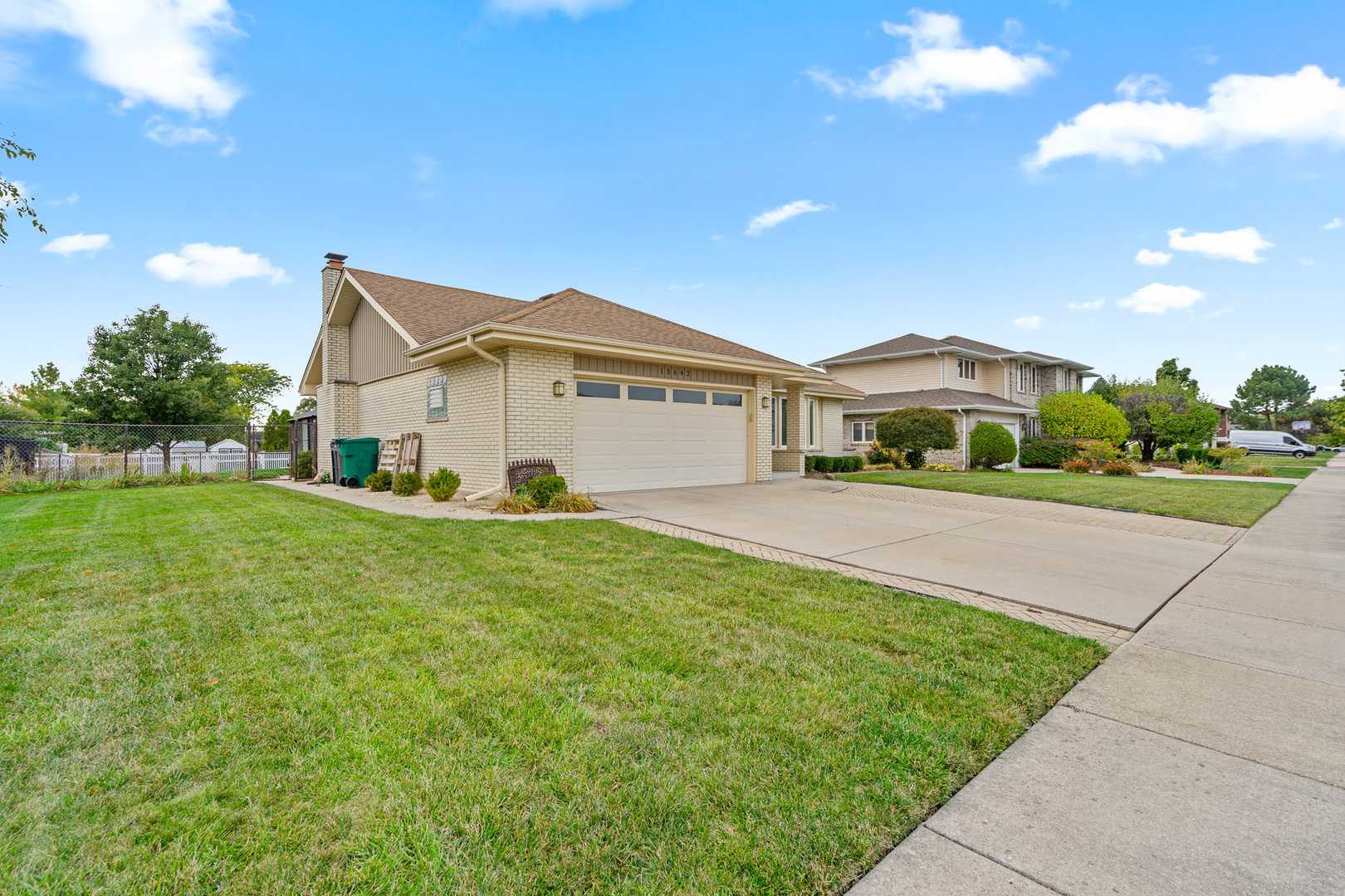 15642 Plum Tree Drive, Orland Park, IL 60462