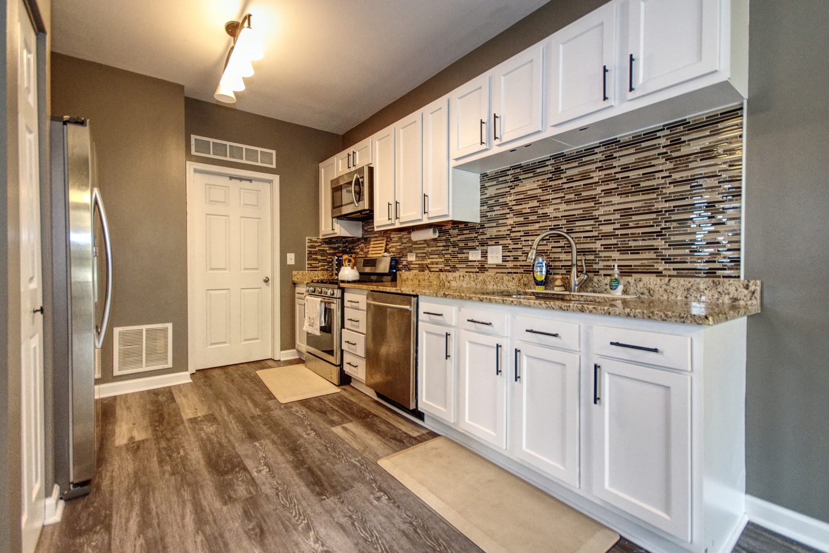 220 St James Parkway #A, Sugar Grove, IL 60554