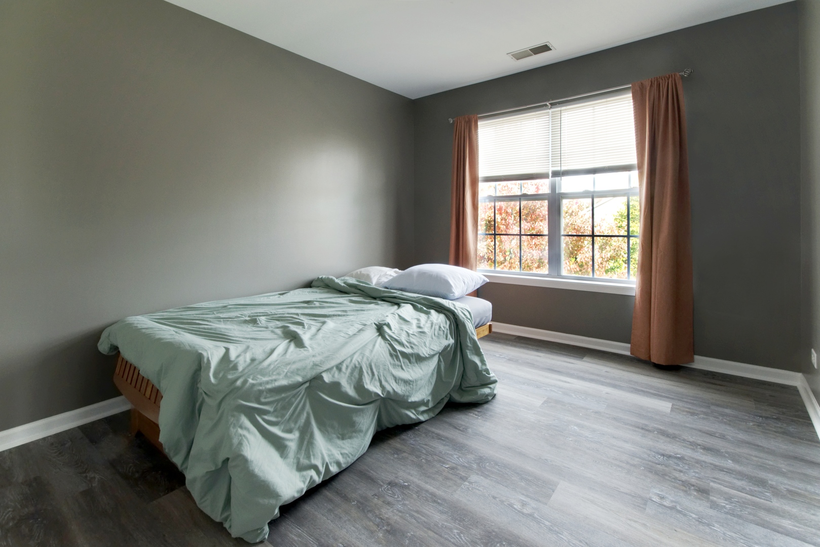 220 St James Parkway #A, Sugar Grove, IL 60554