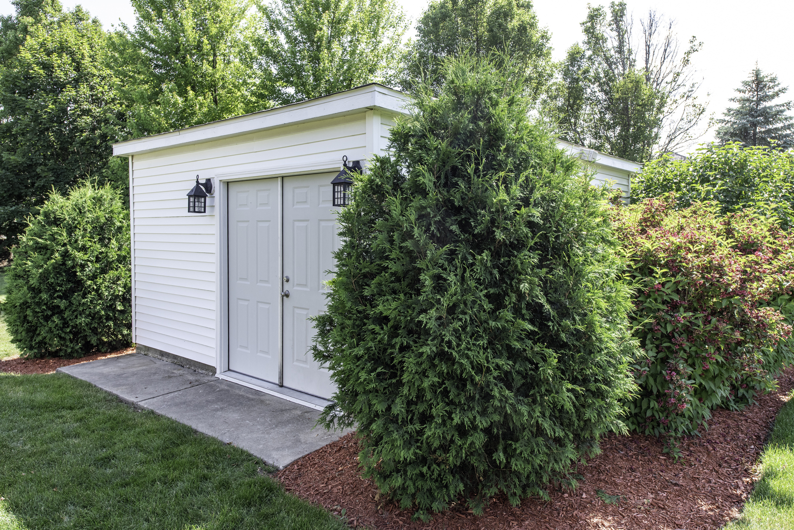 1650 Natures Way, Lindenhurst, IL 60046