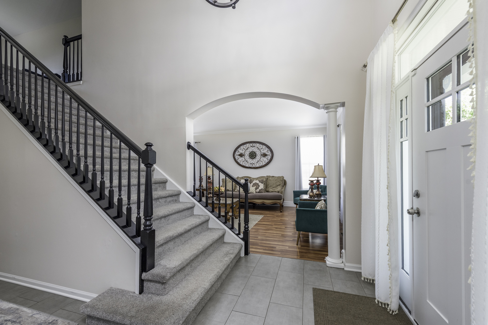 1650 Natures Way, Lindenhurst, IL 60046