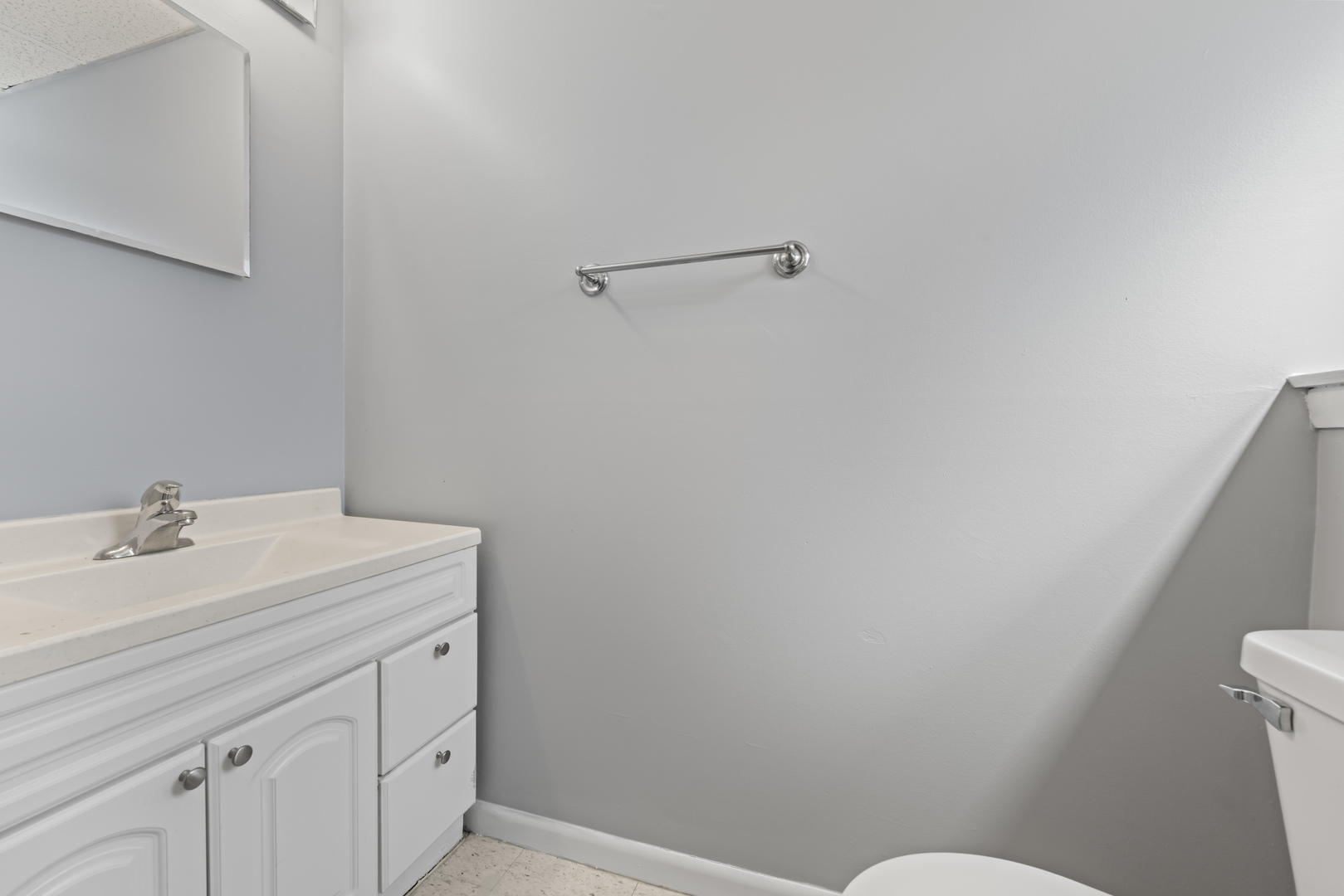 4827 IMPERIAL Drive, Richton Park, IL 60471