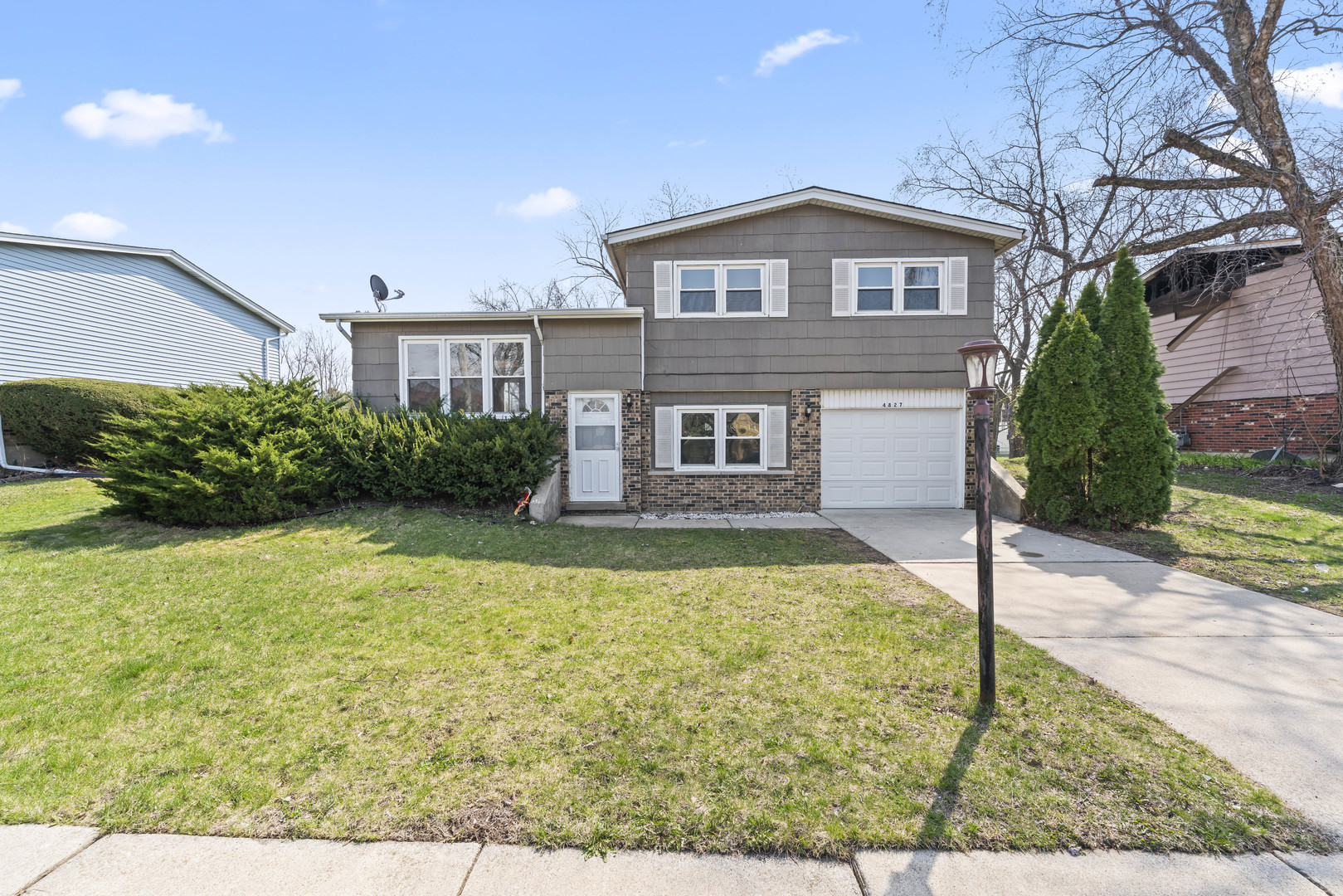 4827 IMPERIAL Drive, Richton Park, IL 60471