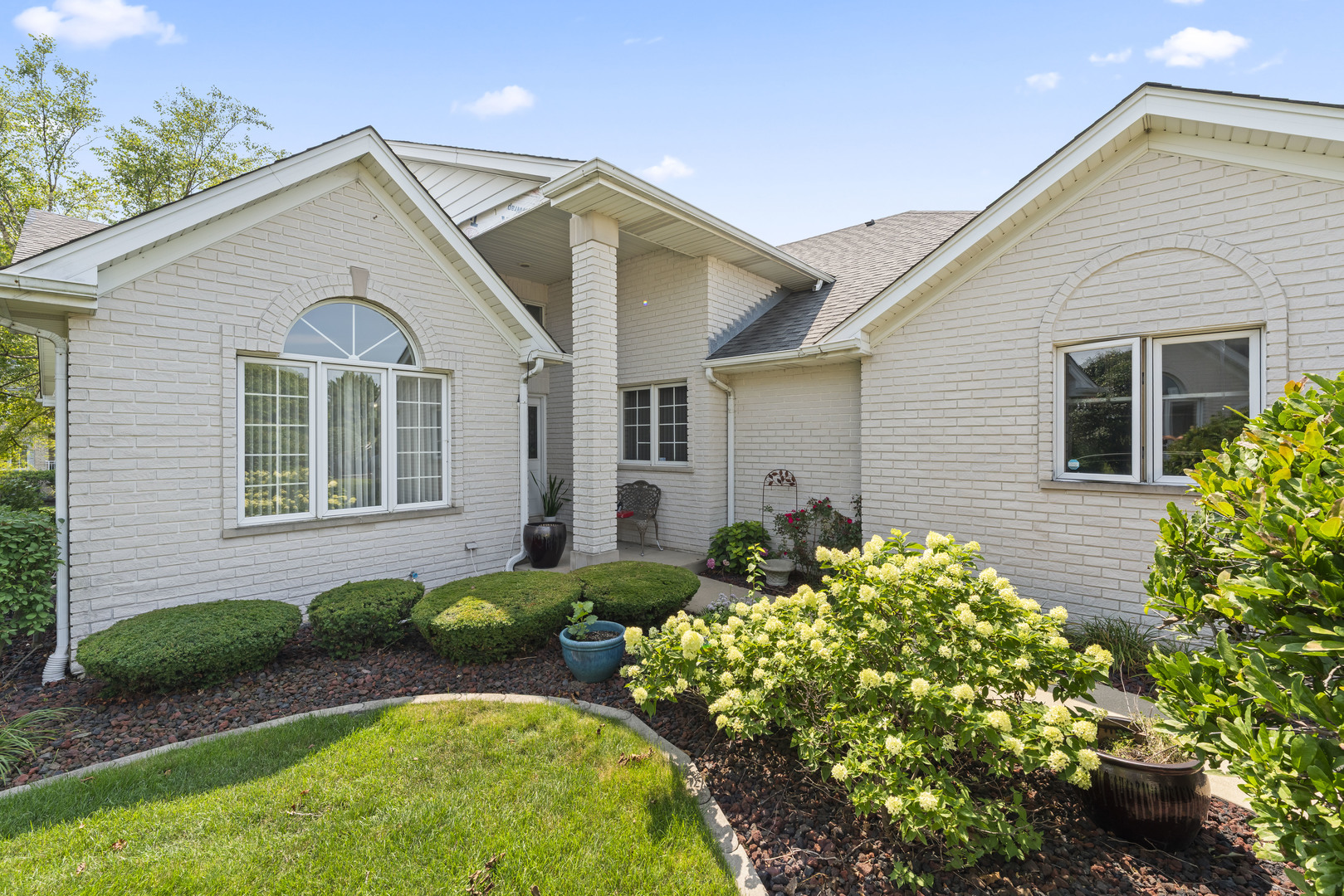 16328 Bob White Circle, Orland Park, IL 60467