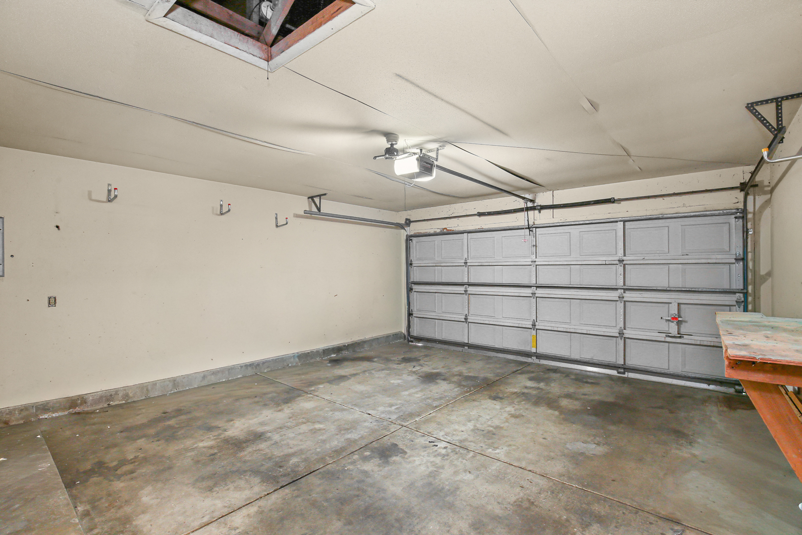 140 Rockhurst Road, Bolingbrook, IL 60440