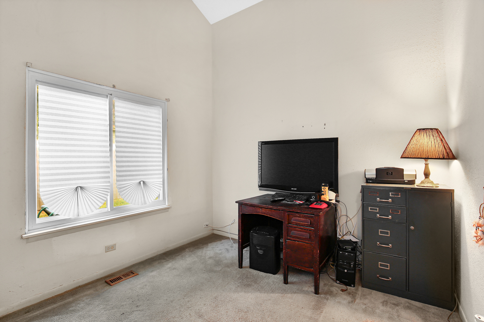 140 Rockhurst Road, Bolingbrook, IL 60440