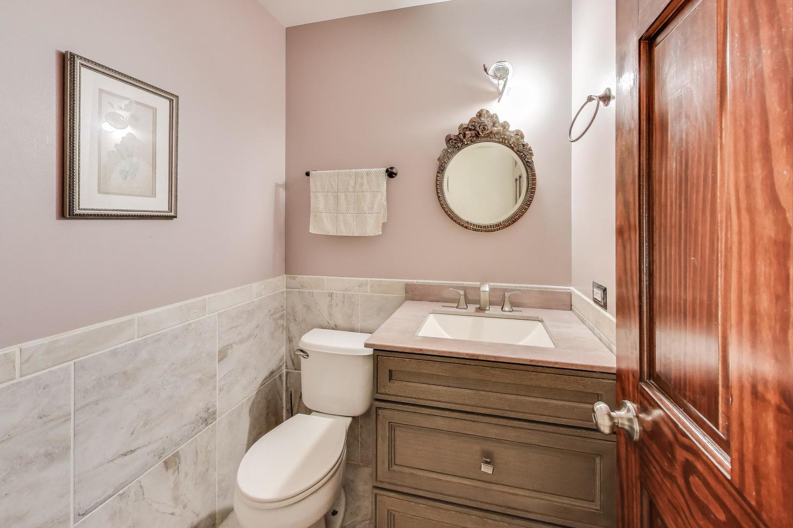 345 W Asbury Drive, Round Lake, IL 60073