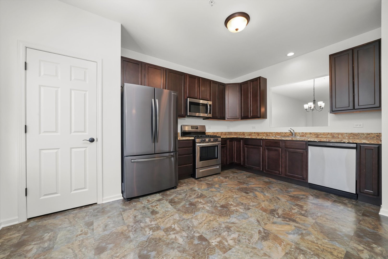 1455 Manning Avenue, Montgomery, IL 60538