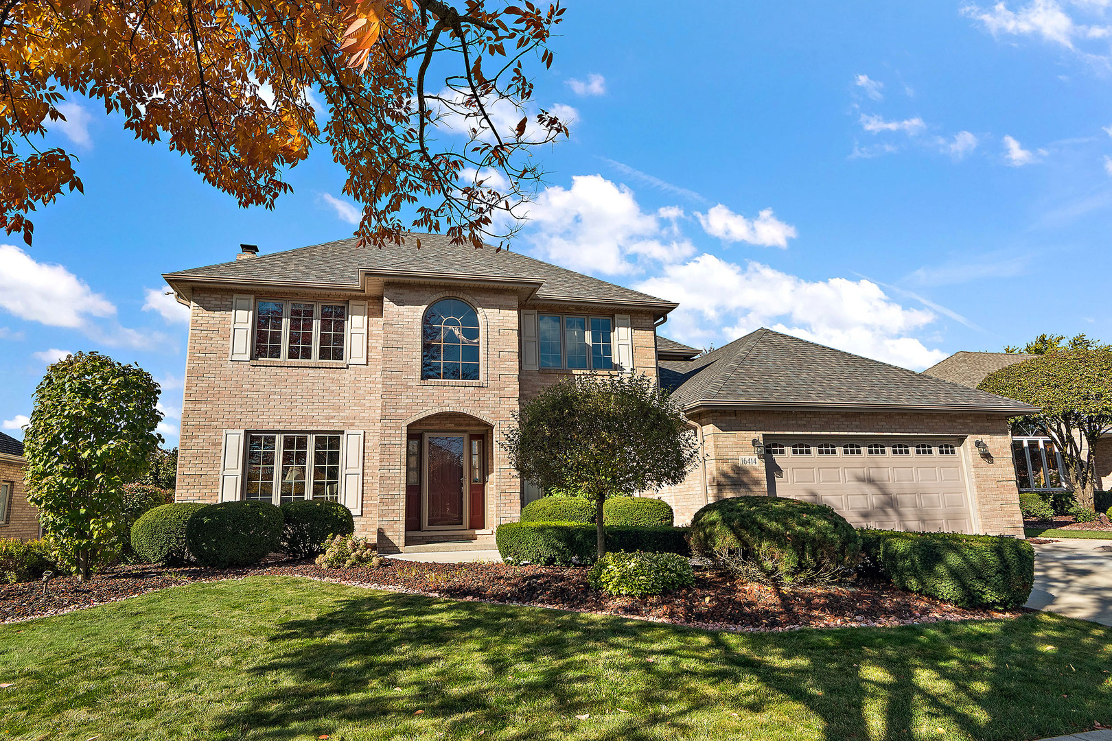 16414 Paw Paw Avenue, Orland Park, IL 60467