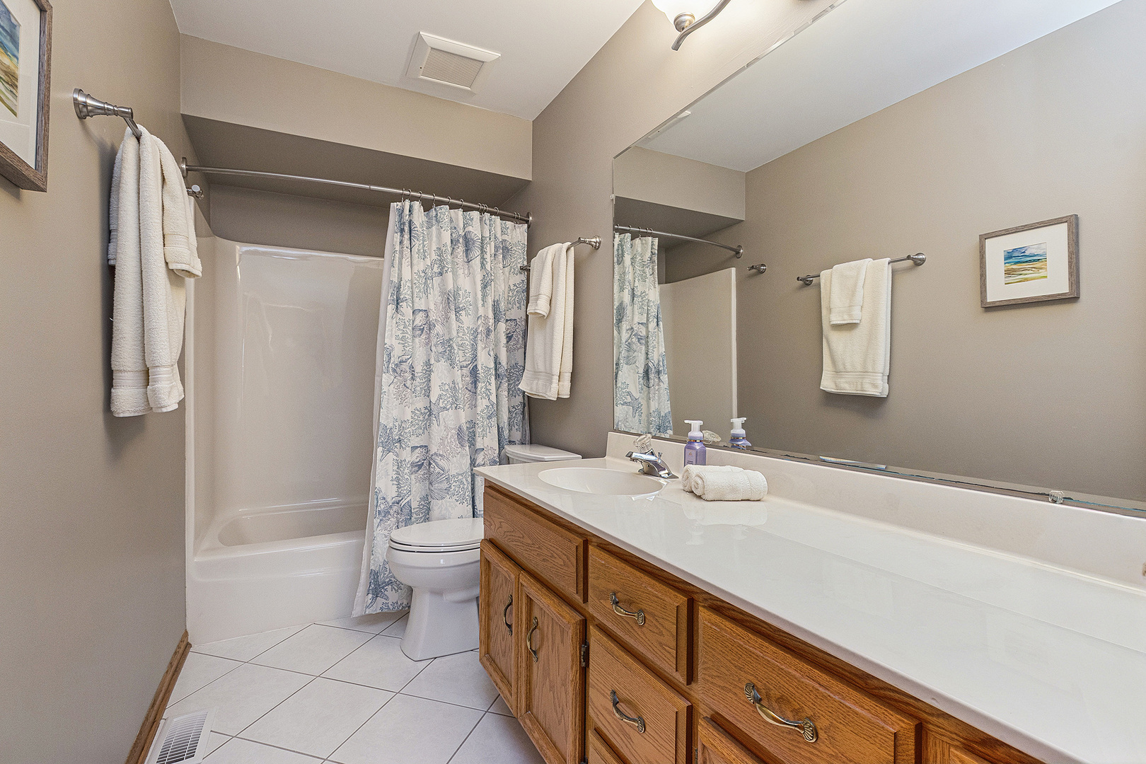 16414 Paw Paw Avenue, Orland Park, IL 60467