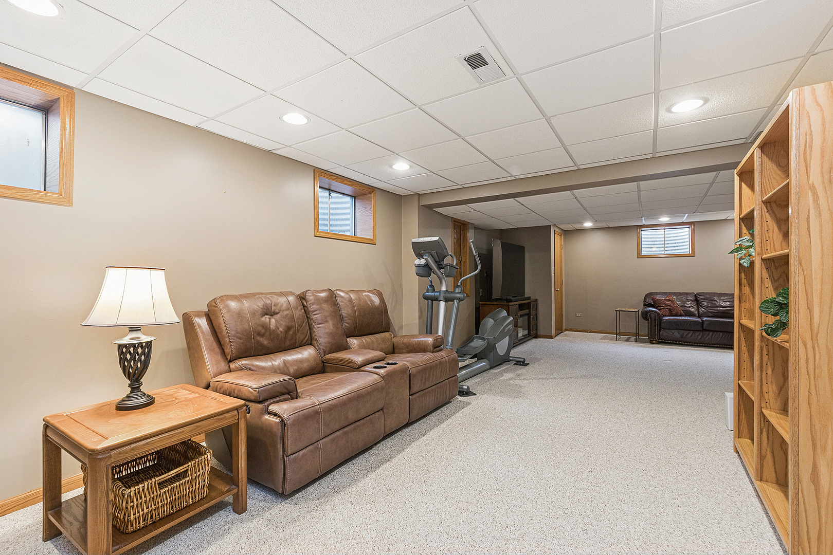 16414 Paw Paw Avenue, Orland Park, IL 60467