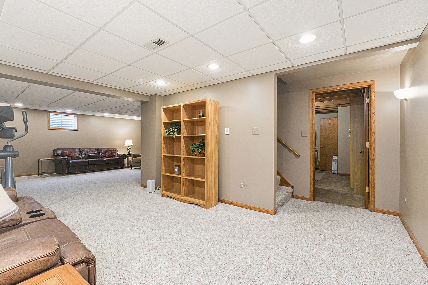 16414 Paw Paw Avenue, Orland Park, IL 60467