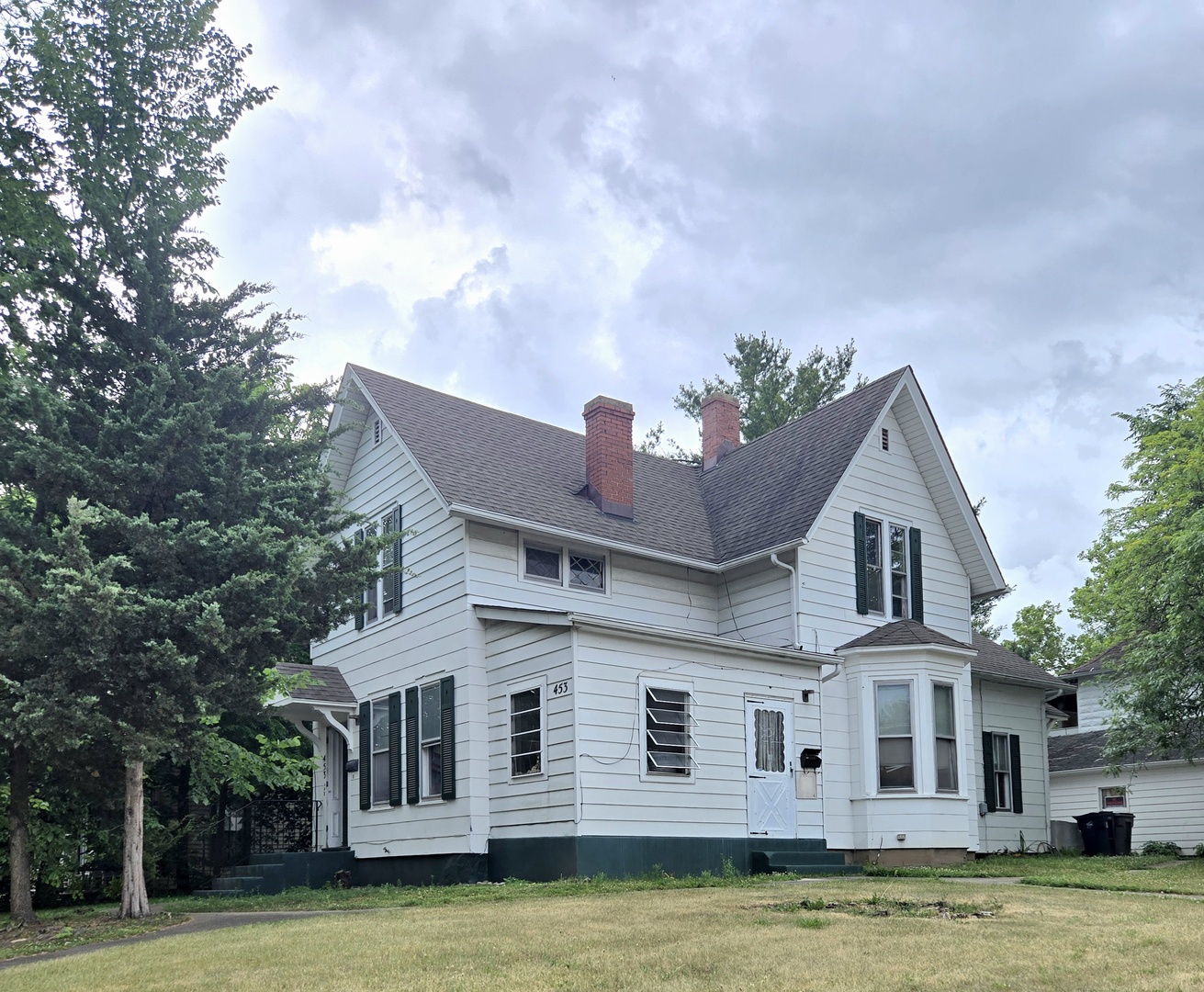 453 E Chicago Street, Elgin, IL 60120
