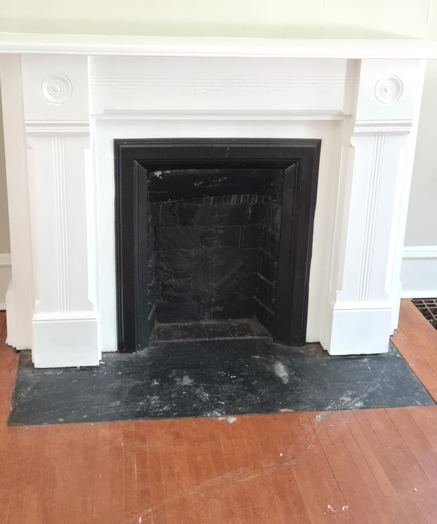 453 E Chicago Street, Elgin, IL 60120