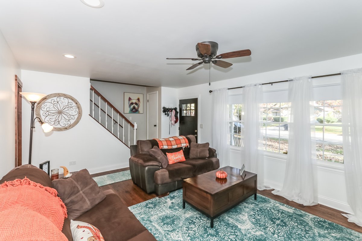 520 N Lyle Avenue, Elgin, IL 60123