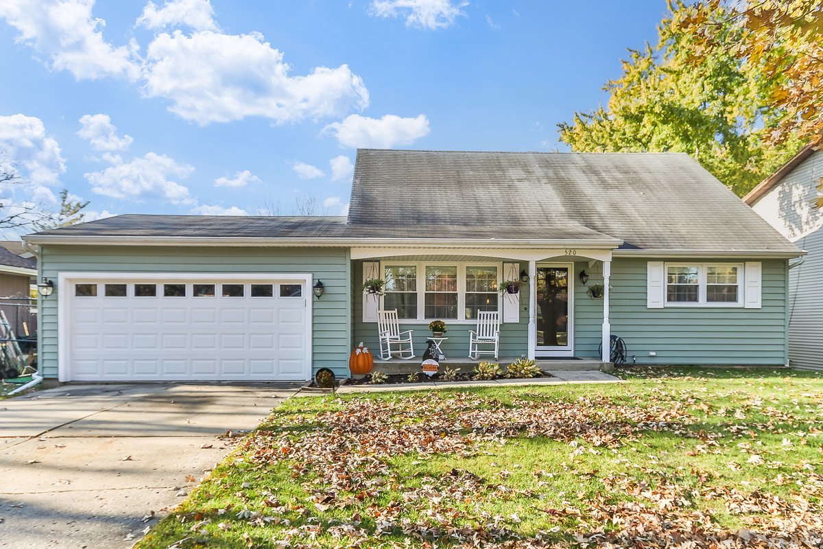 520 N Lyle Avenue, Elgin, IL 60123