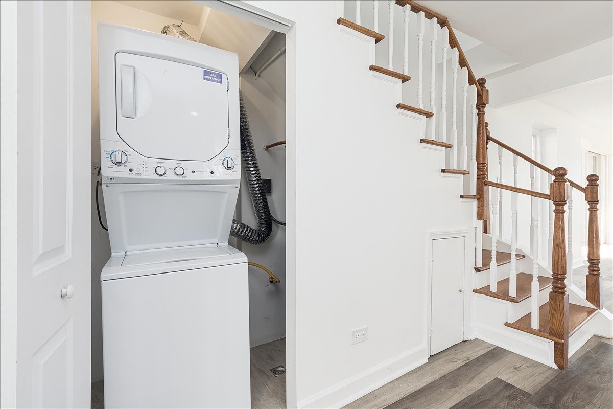 8323 Melvina Avenue, Burbank, IL 60459