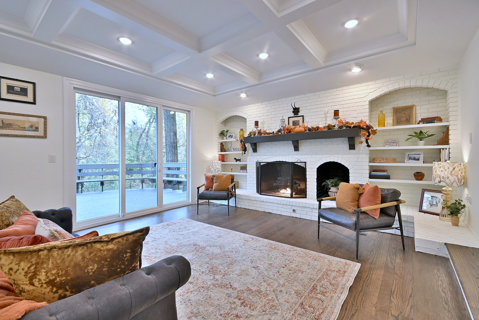 13 Woodgate Drive, Burr Ridge, IL 60527