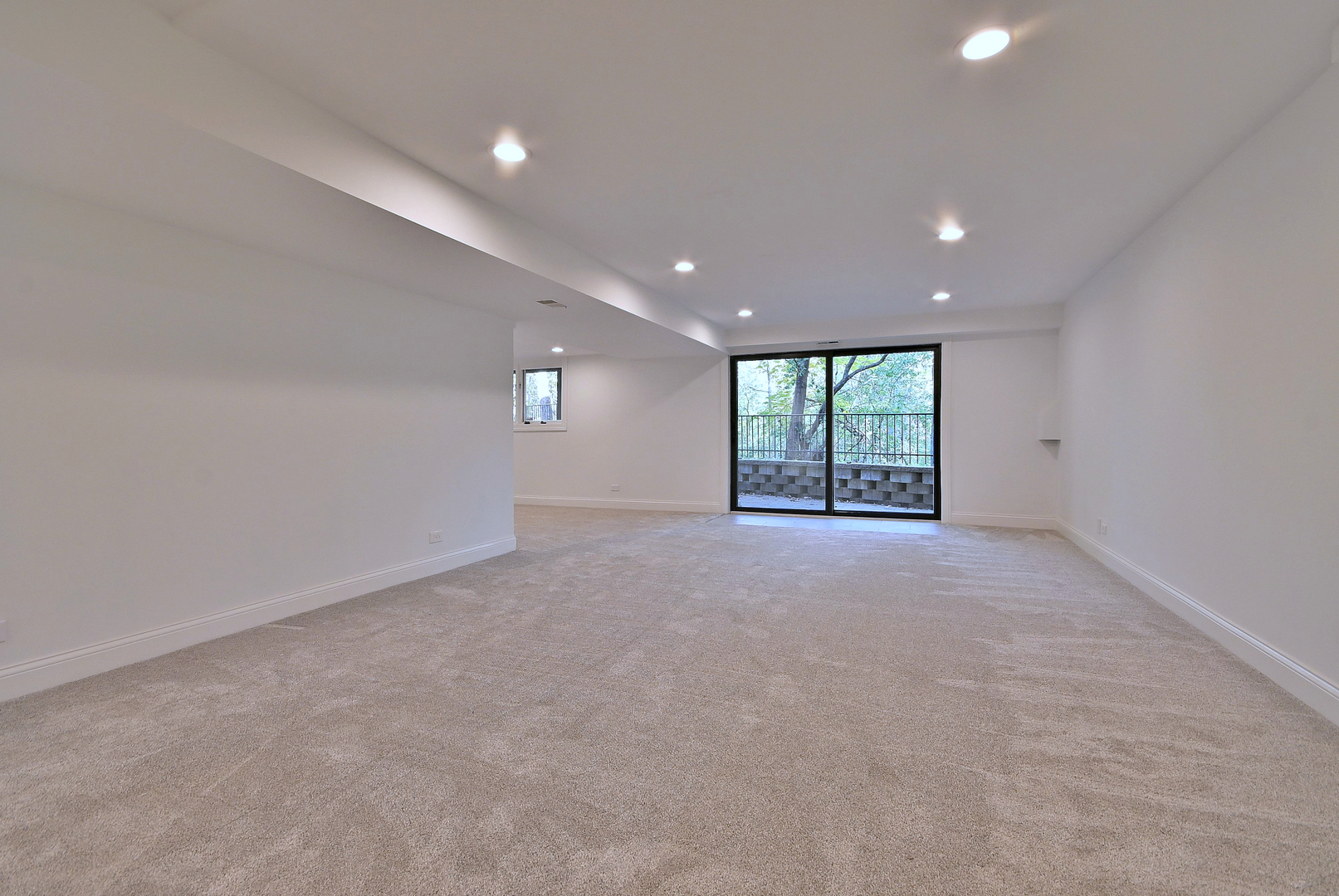 13 Woodgate Drive, Burr Ridge, IL 60527