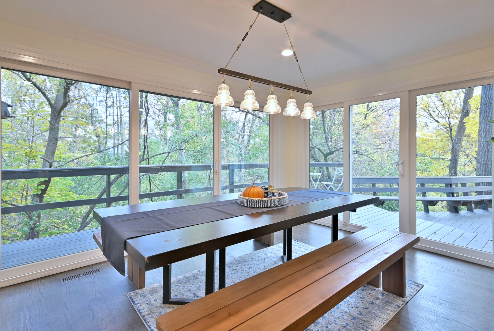 13 Woodgate Drive, Burr Ridge, IL 60527