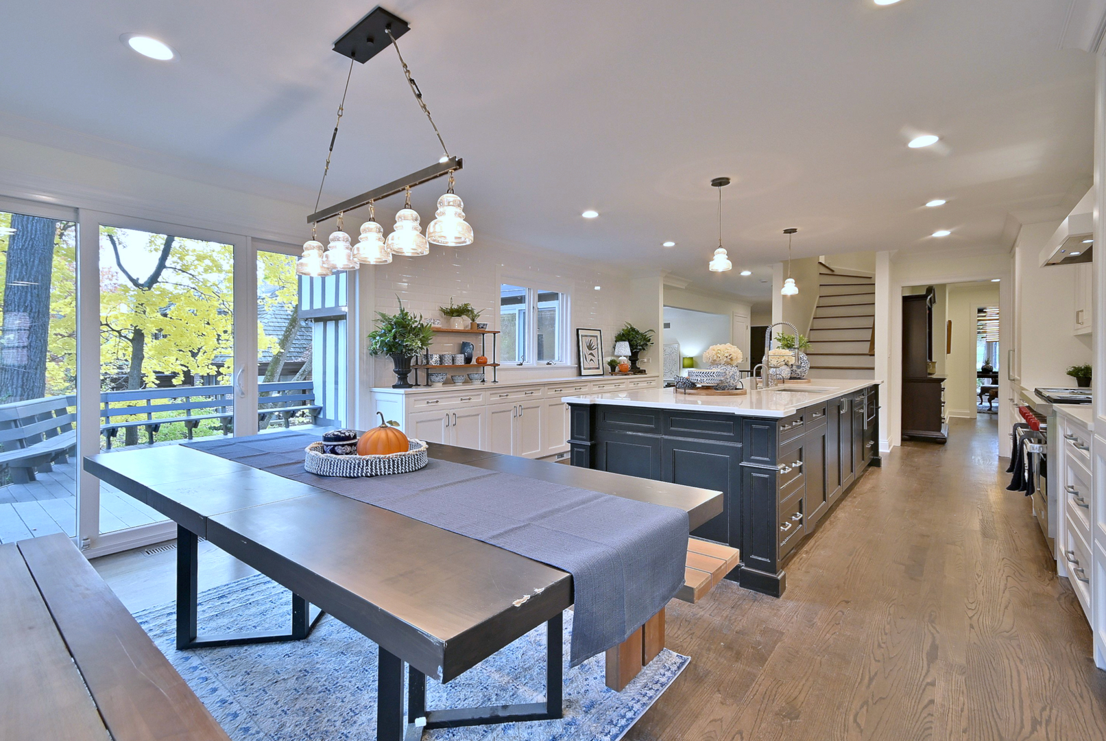 13 Woodgate Drive, Burr Ridge, IL 60527