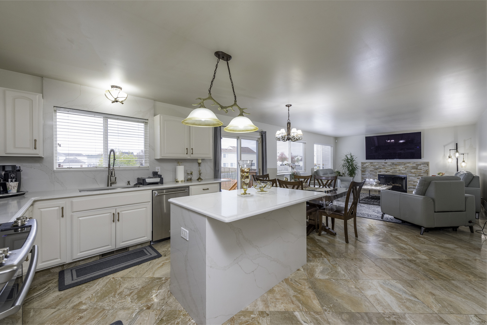 4109 Sarah Drive, Zion, IL 60099