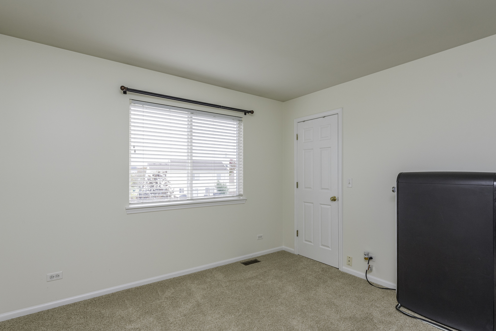 4109 Sarah Drive, Zion, IL 60099