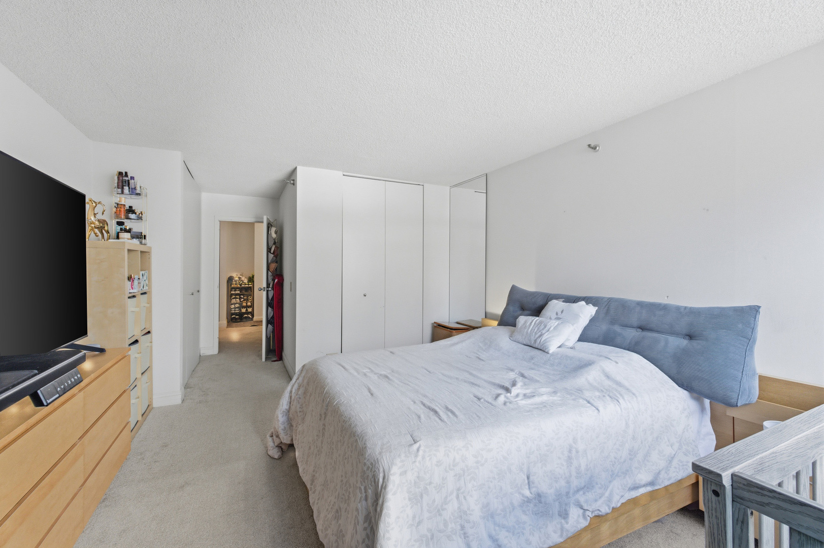 200 N Dearborn Street #1203, Chicago, IL 60601