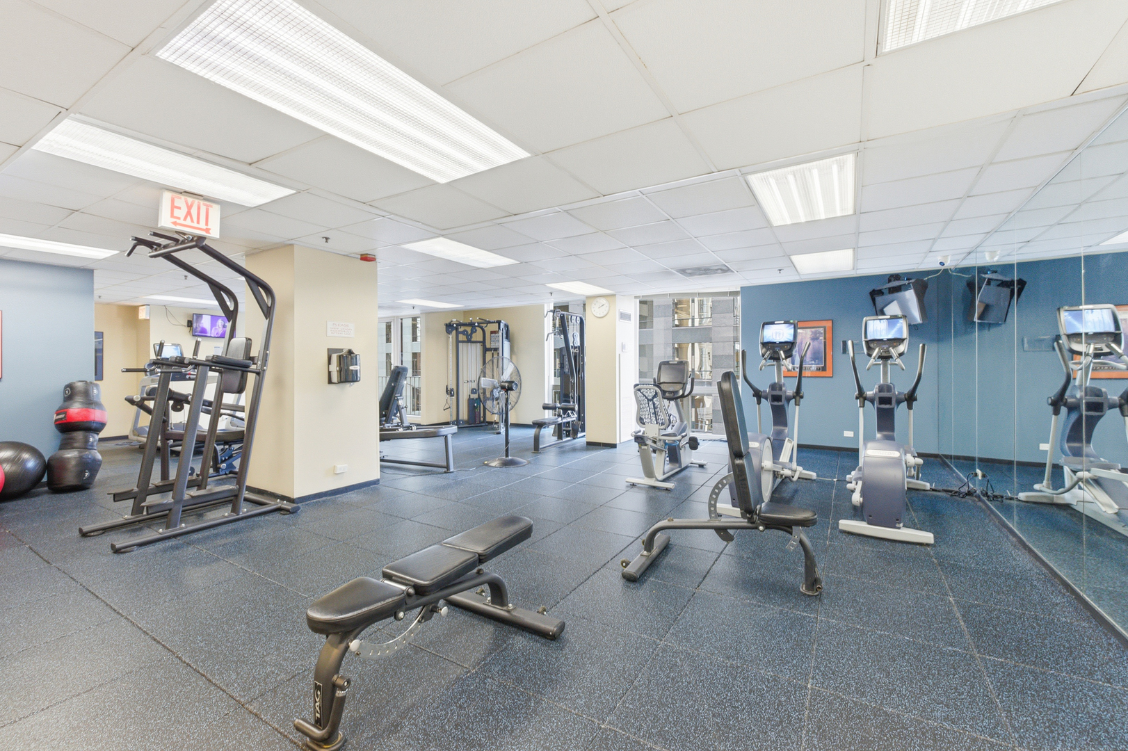 200 N Dearborn Street #1203, Chicago, IL 60601