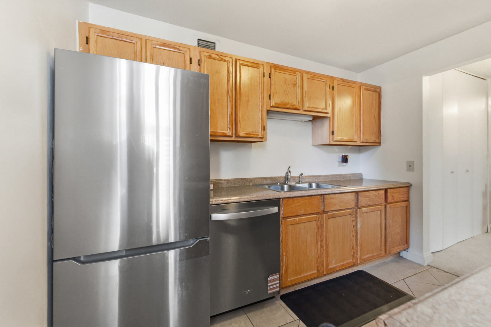 200 N Dearborn Street #1203, Chicago, IL 60601