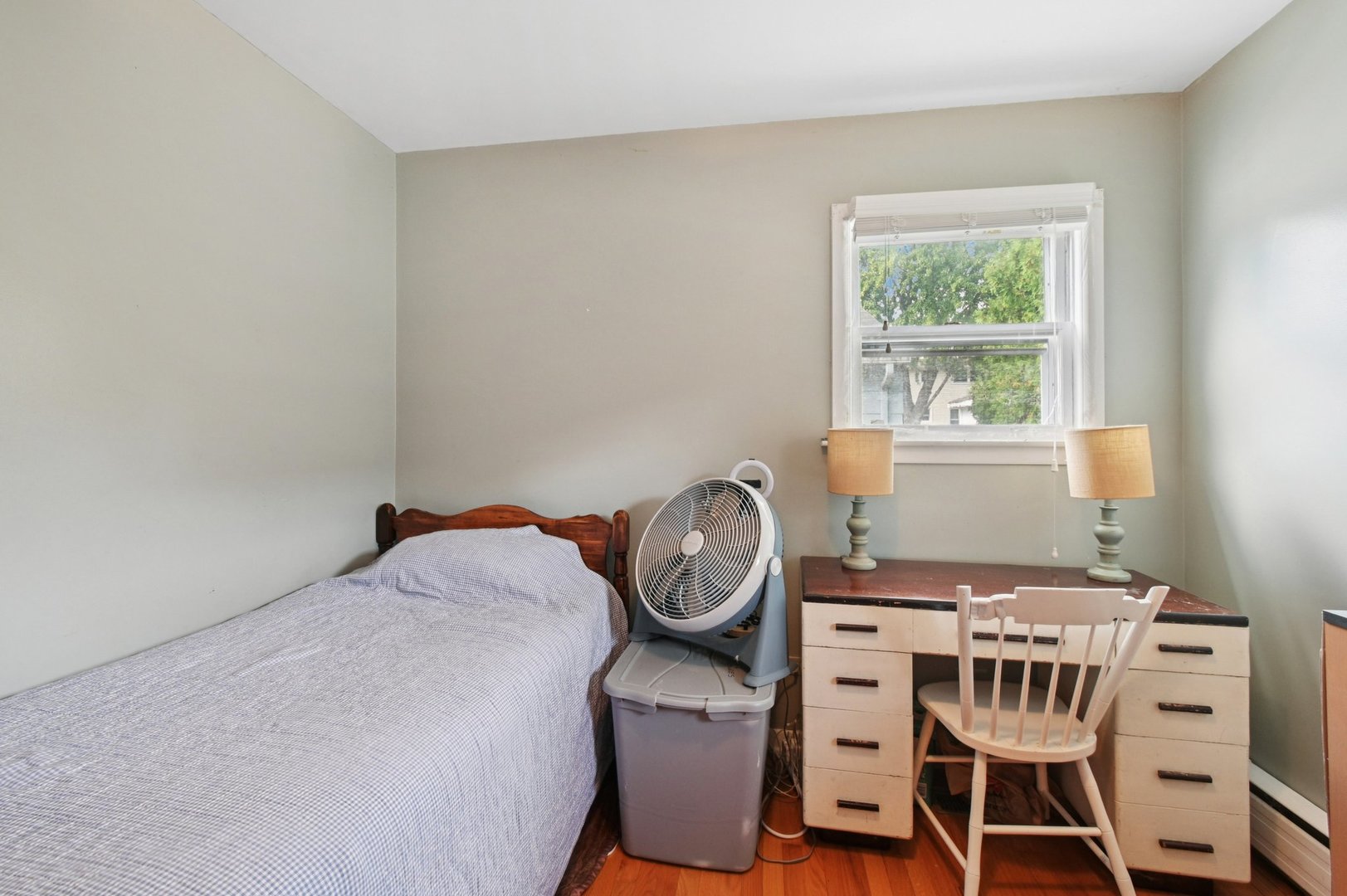 10 Glen Street, Grayslake, IL 60030