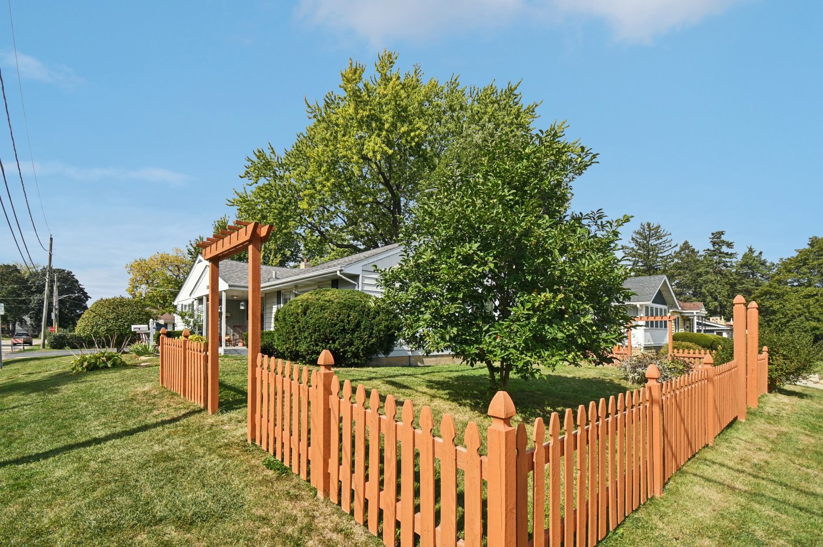 10 Glen Street, Grayslake, IL 60030