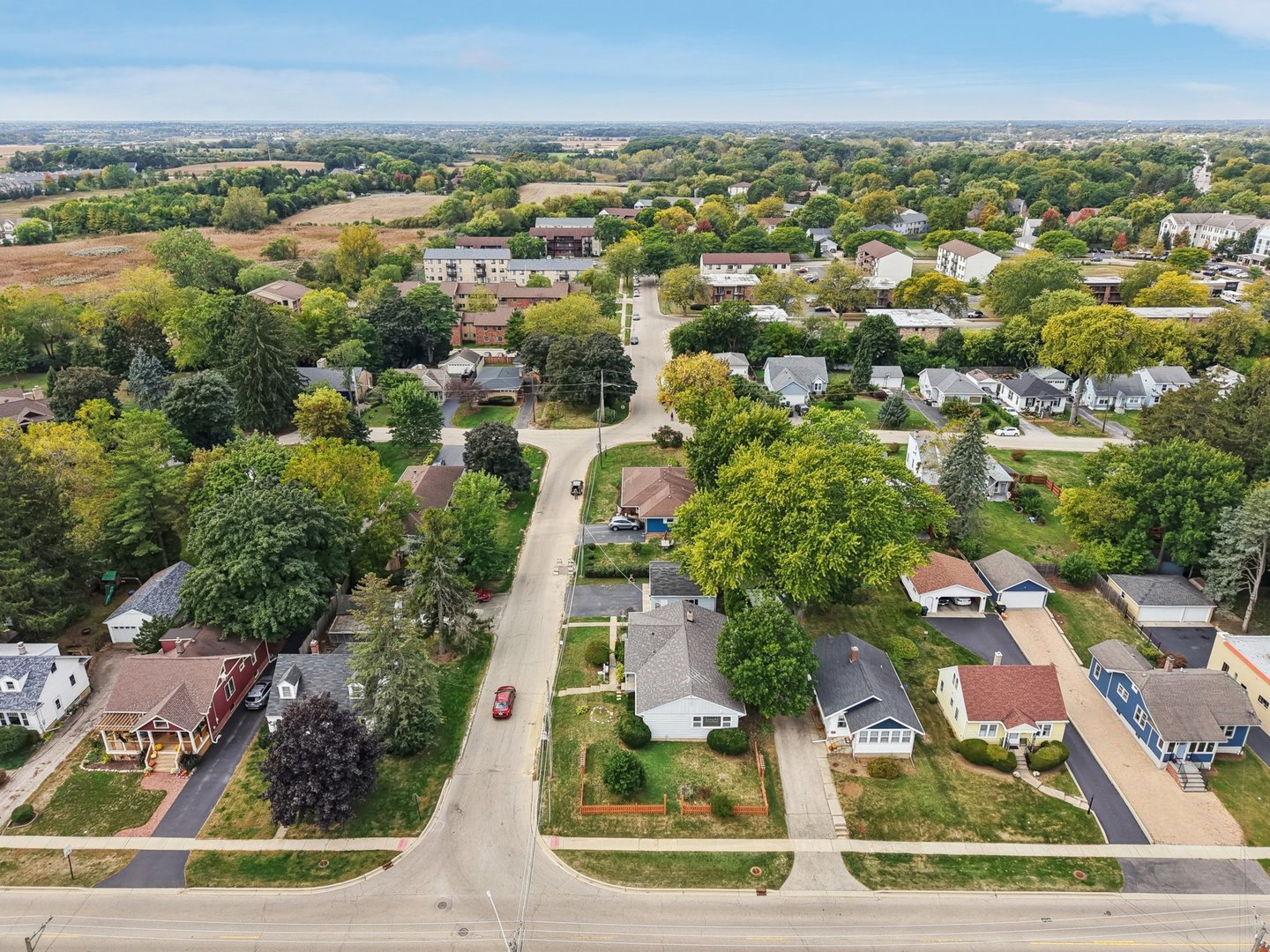 10 Glen Street, Grayslake, IL 60030