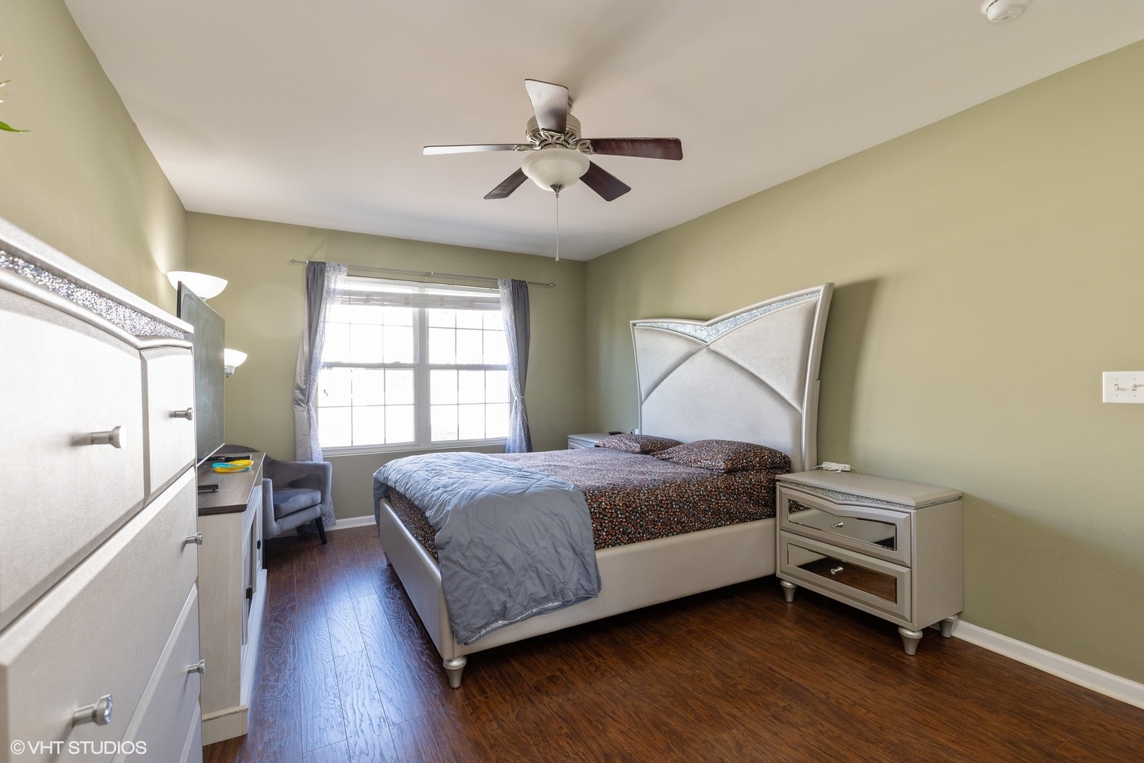 1808 Powers Road #1808, Woodstock, IL 60098