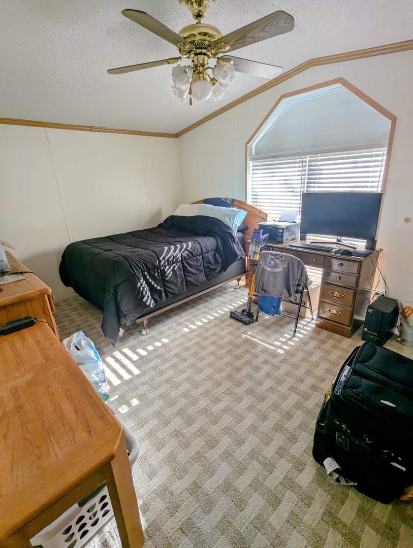 58 Swan Lane, Beecher, IL 60401